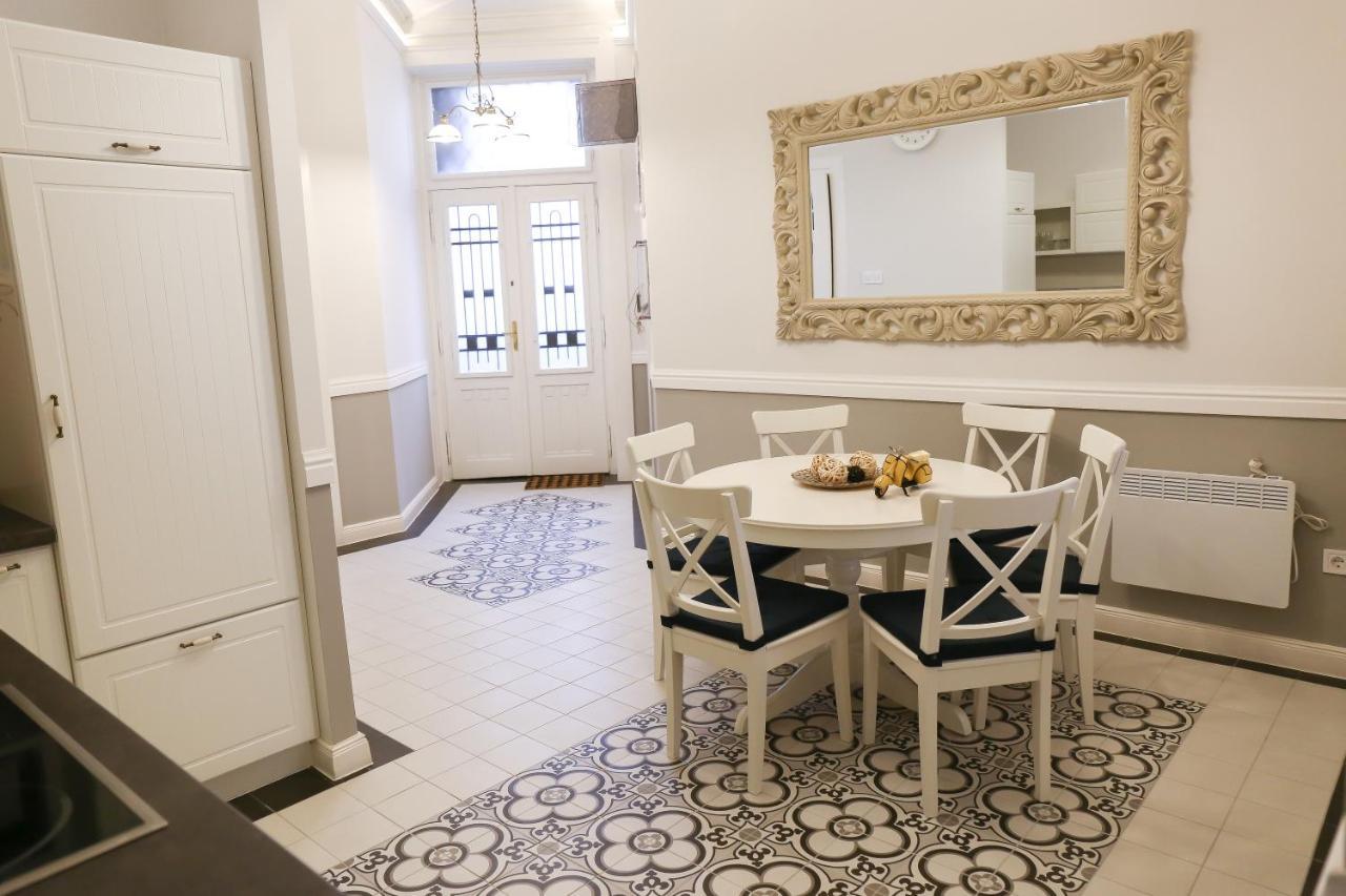 Luxurious At Center Apartamento Budapeste